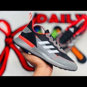 Wmns Adidas RapidaRun Black/Red